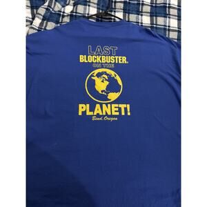 Last Blockbuster on The Planet Long Sleeve T-Shirt Blue Bend Oregon Size Small